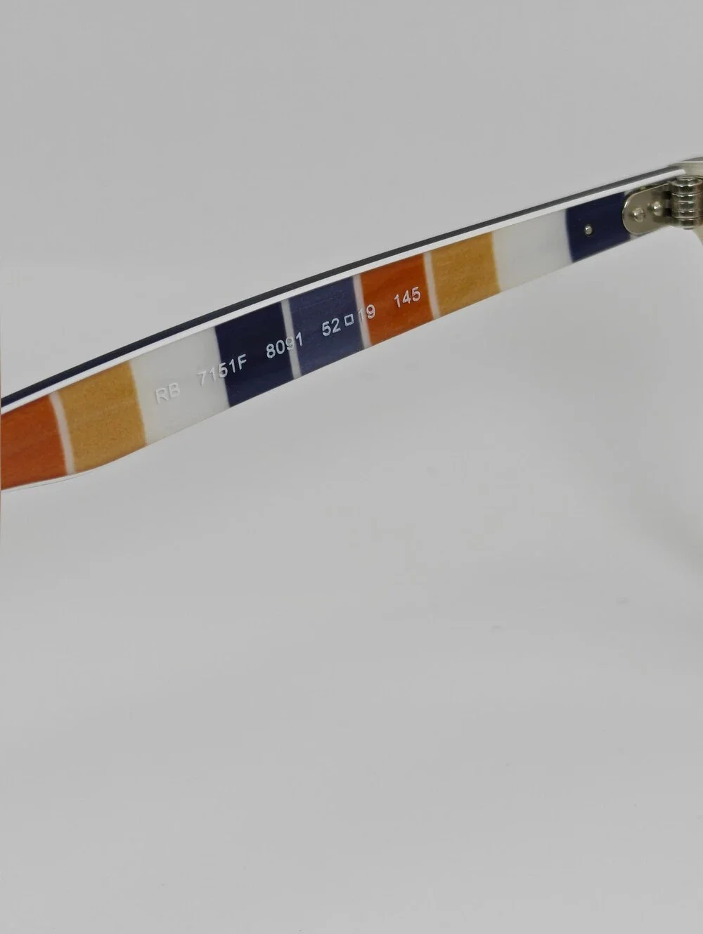 RB 7151R Ray-Ban Navy Blue Round Full-Rim Optical Frames.